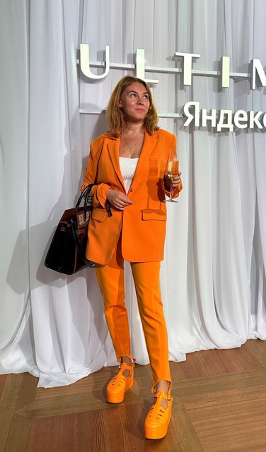анна барсамова