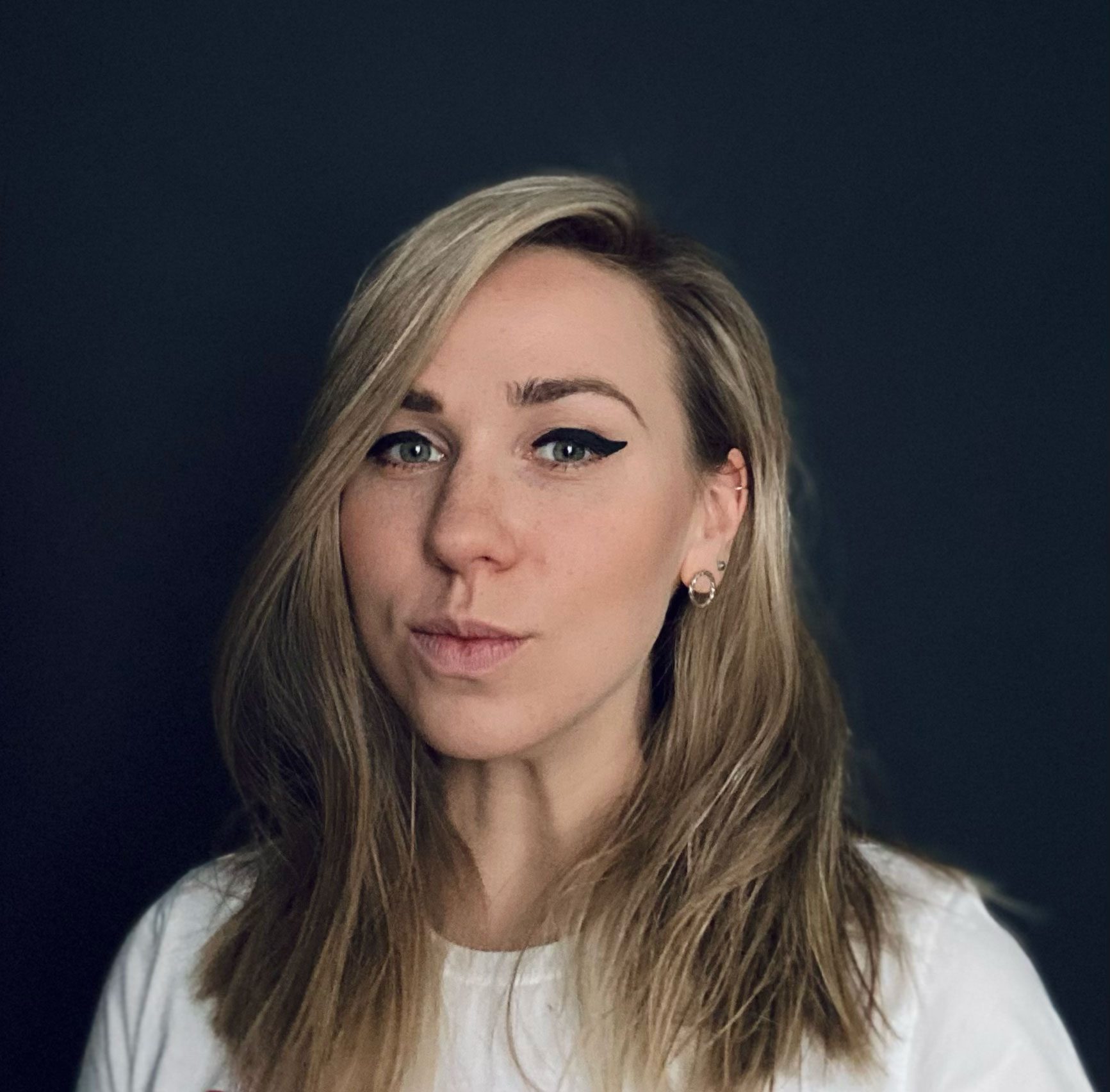 анна карасева